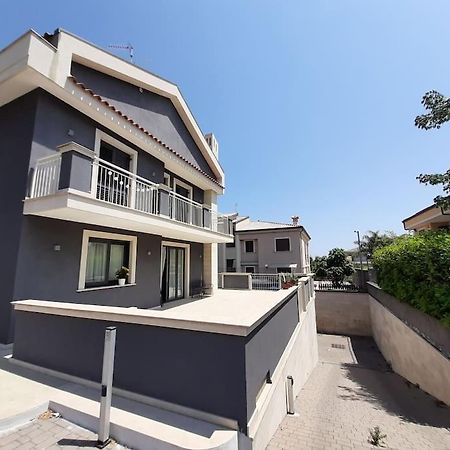 Belfrontizio Apartment Acireale Bagian luar foto